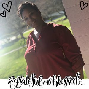 Meet your Posher, Anglette